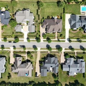 homes in a neighborhood